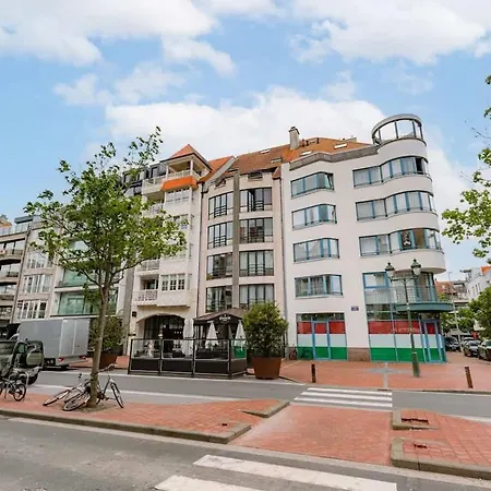 Casiola - Bright & Stylish With Balcony Apartament Knokke-Heist