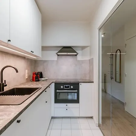 公寓 Casiola - Bright & Stylish With Balcony *