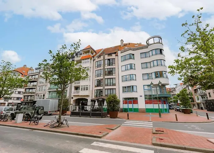 Casiola - Bright & Stylish With Balcony Apartament Knokke-Heist