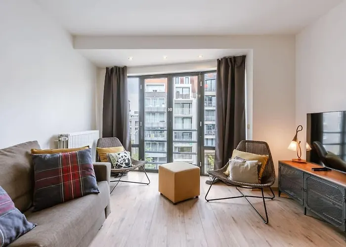 Apartament Casiola - Bright & Stylish With Balcony